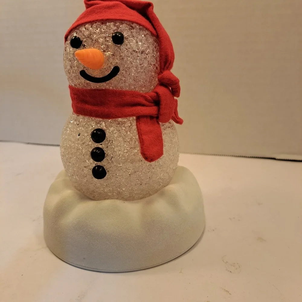 Vintage - Avon Little Chilly Light Up Snowkid  Winter *Lights not Working